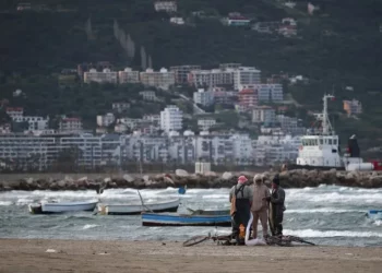 Çmenduria në Vlorë, rriten deri në 200 euro për m2 banesat nga ku shihet Sazani: Kanë pamje nga vilat e Trampit