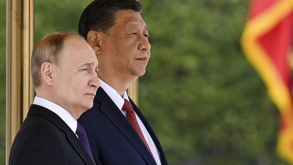 Xi Jinping e Putin sulmojnë SHBA: Zgjidhje politike për Ukrainën