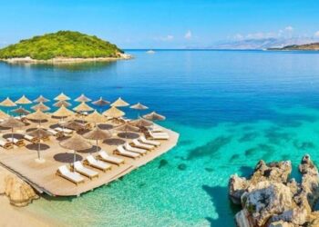 Revista argjentinase ‘Lagunas’: Riviera Shqiptare, destinacioni i pushimeve në 2024
