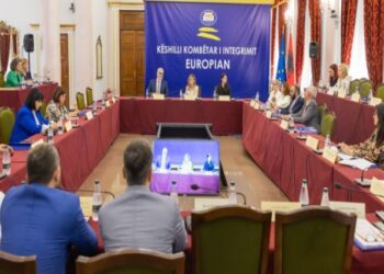 PS bojkoton mbledhjen e KKIE, Tabaku: Premton luftë kundër korrupsionit, por pengon llogaridhënien