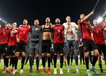 “Përfaqëson identitetin kombëtar”, FSHF prezanton këngën që do shoqërojë kuqezinjtë në Euro2024