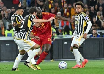 Roma ndalet nga Juventusi, ndërlikohet objektivi Champions