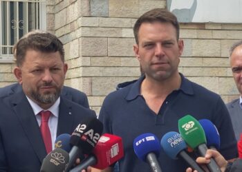 Mbështetje politike dhe ekonomike, kreu i opozitës greke “i qan hallin” minoritetit në Dropull
