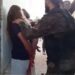 Me duar të lidhura dhe fytyra të gjakosura, pamjet e rrëmbimit të ushtareve izraelite nga Hamasi