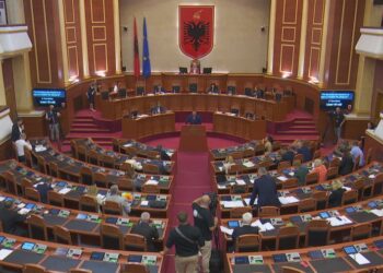 KUVENDI LIVE! Nis seanca plenare, dy interpelanca në rendin e ditës, pr/ligjet që do të votohen