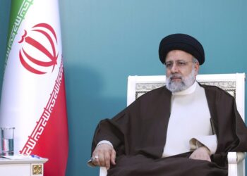 Vdekja e Presidentit të Iranit, eksperti Shtuni: Ka lidhje me djalin e liderit suprem, Ayatollah Khomeini