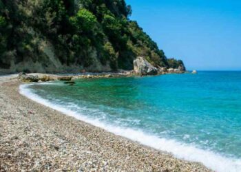 “Solo Finanza”: Italianët zgjedhin Shqipërinë si destinacionin ideal për t’u çlodhur buzë detit