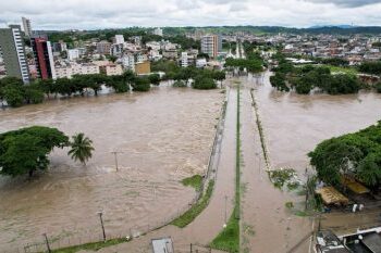 Përmbytjet në Brazil, rritet në 56 numri i viktimave! Frikë për përhapjen e epidemive