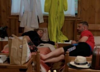 “Më tha që është beqare”, Mariana “ngacmon” Dijonisin për Himenën