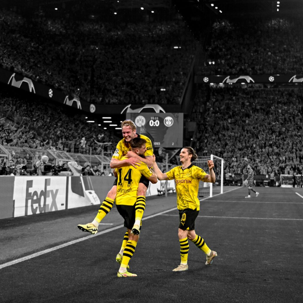 Dortmund tregon forcën në gjysmëfinalen e parë, PSG largohet me humbje nga Gjermania
