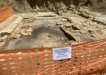 Ekspertët bëjnë thirrje për ruajtjen e zbulimit arkeologjik në Durrës