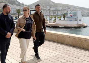 Sarandë-Ksamil, Kumbaro: Policia bashkiake të jetë e rreptë me ata që ndotin. S’ka tolerancë kur bëhet fjalë për fytyrën e Shqipërisë