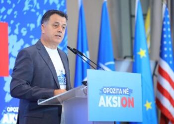 Habit Flamur Noka: Shqiptarët kanë nevojë për ndershmëri dhe politikanë të ndershëm si ne