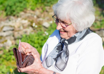 Informaliteti i pagave, 51 % e të moshuarve marrin pension të pjesshëm