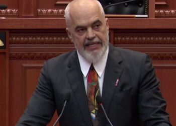 SPAK, ilaçi i hidhur që ose e pi ose vdes. Po treteni te rrugica e “Shpresës”