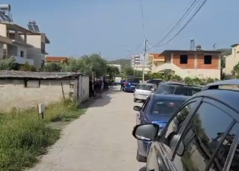 Detaje nga ngjarja në Lushnjë/Vajza në prag divorci u kthye te shtëpia e prindërve, shkak një konflikt i çastit babë e bijë