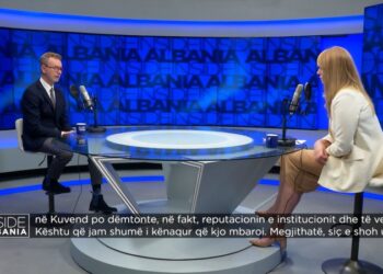 Ambasadori i BE: S’jam në Shqipëri për të bërë rolin e pajtuesit. ‘Armëpushimi’ i brishtë i arritur duhet…!