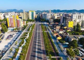 A do të bien çmimet e apartamenteve? Ekspertët: Pritet përafrim me vlerën e tregut dhe ulje informaliteti