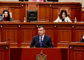 Balla, akuza opozitës: Kur ishte ministër kryezëvedës lideri, droga në Lazarat, në vlerë dy herë më e madhe se buxheti i shtetit