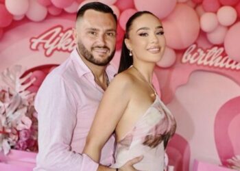 “Sa janë shtuar mashtruesit…”/ Xhensila vijon ‘thumbat’ ndaj Bes Kallakut