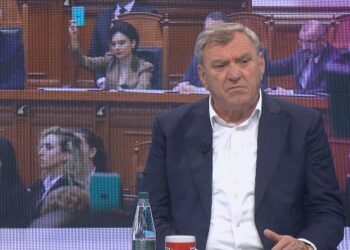 Duka kundër Berisha-Metës për sulmet ndaj drejtësisë: I thonë SPAK-ut, ‘skap’, koha e  pandëshkueshmërisë ka ikur! Mbështes propozimet e Bashës për zgjedhoren