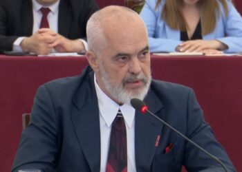 “Vetëm Zahon shpëtoj nëse do të hidhet nga shkëmbi”, Rama sulmon Prokurorinë e Tiranës: Mbron evazionin e oligarkëve