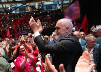 Rama tregon pse nuk u takua me asnjë zyrtar të Athinës: Raportet e mia me Mitsotakis, shumë të mira. Por mënyra sesi…!