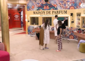 “Kujt i thua pise o plakë e ndyrë?”, debat me ofendime mes Françeskës dhe Eglës: O zhulse…!