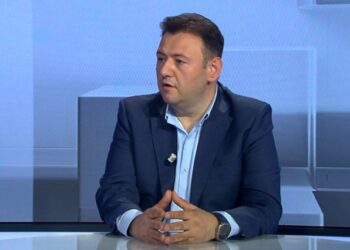 “Bashkimi i PD-së, një përrallë”, Hasa: Basha lufton për parime, jo për interesa politike