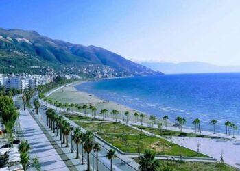 Sezoni veror rrit çmimet në bregdet- Në Vlorë, produktet në bare e restorante 25-30% më shtrenjtë