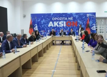 Ftesa e Ramës drejtuar opozitës, deputetët e Rithemelimit kundër Bardhit: Të pyetet Berisha, bëhemi opozitë fiktive. Gjekmarkaj: S’duhet refuzuar në parim