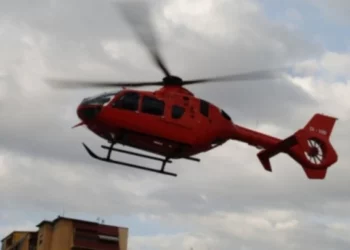 U rrëzuan gjatë garës me biçikletë, një prej çiklistëve në gjendje të rëndë, transportohet me helikopter drejt Tiranës