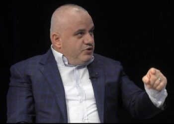 Hoxha zbulon skenarin grek: Si Greqia rekrutonte punonjësit e SHISH për t’i kthyer kundër nesh