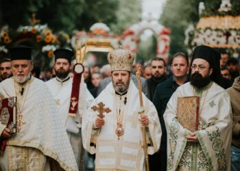 Pashka Ortodokse, Imzot Joani: Nën dritën e Ngjalljes mund të përballojmë çdo vështirësi