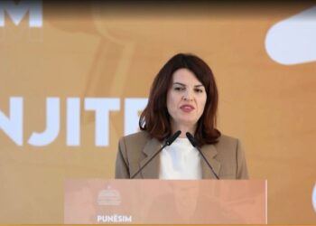 Ulje rekord e papunësisë/ Koçiu: Më shumë të punësuar, më pak me ndihmë ekonomike