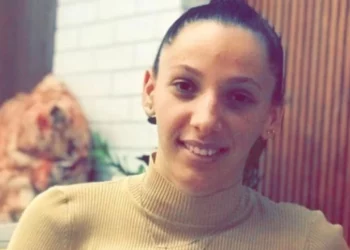 Vrau veten me armën e shërbimit, ja kush është policja Aldorjana Loshi, jetonte vetëm në Tiranë