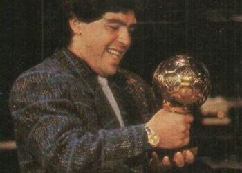 Mafiozët ia vodhën në Napoli, gjendet “Topi i Artë” i Maradonës: Do shitet për shifrën marramendëse në ankand