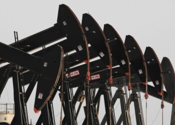 Bien çmimet e naftës, SHBA shton prodhimin e naftës bruto