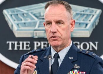 Pentagoni akuzon: Rusia lëshoi një armë hapësinore në rrugën e satelitit amerikan