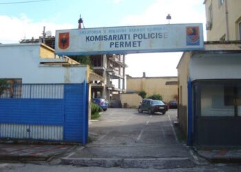 Përmet/Babai i alarmuar denoncon në Polici: Djali është larguar nga banesa