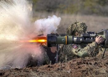 Kievi synon të godasë brenda Rusisë, kongresmenët e SHBA: T’i lejohet që të sulmojë me raketa amerikane