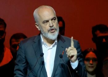 Pronat e minoritarëve, Rama nga Athina: Është një problem i gjithë Shqipërisë! S’kemi asnjë pretendim ndaj Greqisë, vetëm se…