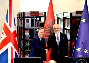 “Mik i çmuar i rajonit”, Cameron me Ramën: Erdha të festojmë suksesin tuaj! Keni fituar më shumë zgjedhje se unë…