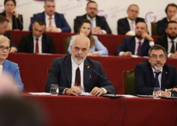 “Nuk e kemi fituar dot imunitetin ndaj korrupsionit”, Rama: Ka ende akoma për të pastruar