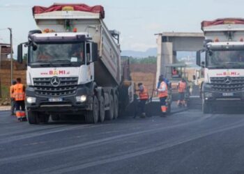 VIDEO/ Aksi Thumanë-Kashar, Rama ndan pamjet: Gati më 30 qershor për qarkullimin e automjeteve