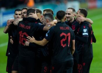 Euro 2024/ Sylvinho shpall listën me 27 emrat për në Gjermani, rikthehen Daku e Ajeti! Ka surpriza nga braziliani