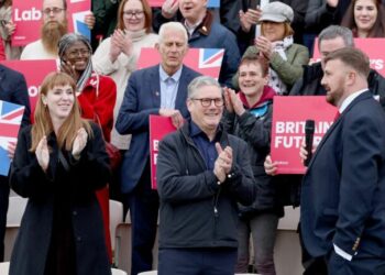 Zgjedhjet në Britani/ Projeksionet e Skay News: Goditje për konservatorët e Sunak, por Laburistët…