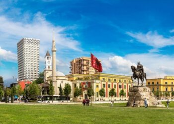 “GOBankingRates”: Shqipëria mes tetë vendeve të përballueshme për të jetuar
