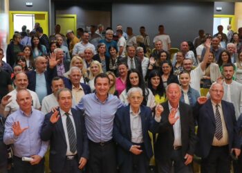 Veliaj me administratorët e pallateve: Thirrje banorëve të aplikojnë për fondin e komunitetit. Rrit ndjeshëm vlerën e pronës