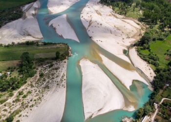 Mbrojtja e lumit Vjosa, Rama: Plani i Menaxhimit për Parkun Kombëtar, gati për t’u konsultuar me publikun! Ja ku dhe kur do të mbahen dëgjesat